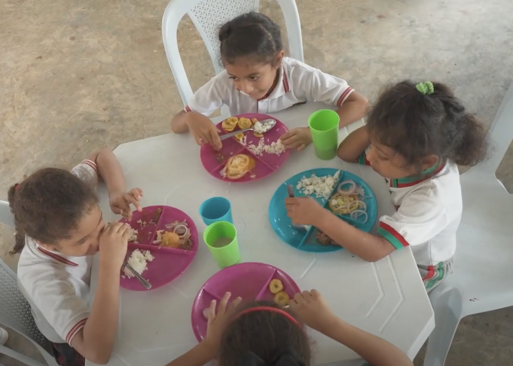 #orgullocolombiano de las mujeres en el Programa de Alimentación Escolar (PAE)